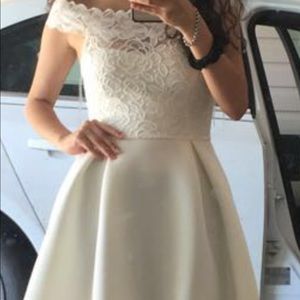 white lace off the shoulder dress size s